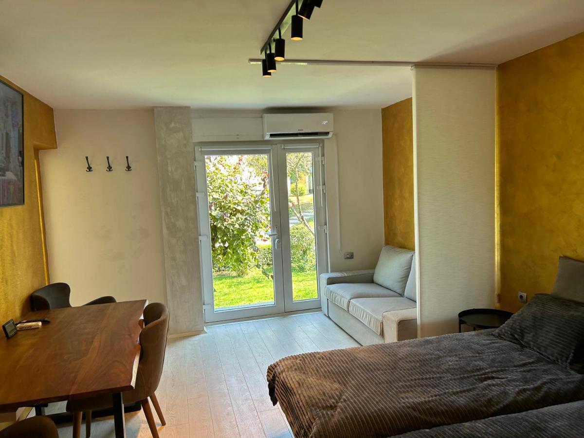 Apartment Gal Novo Mesto Luaran gambar