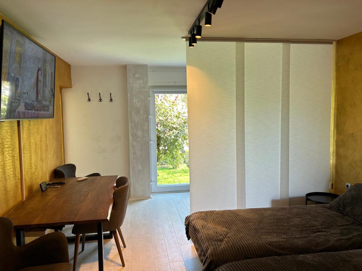 Apartment Gal Novo Mesto Luaran gambar