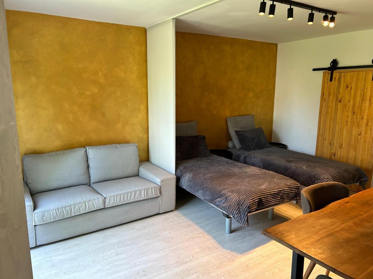 Apartment Gal Novo Mesto Luaran gambar