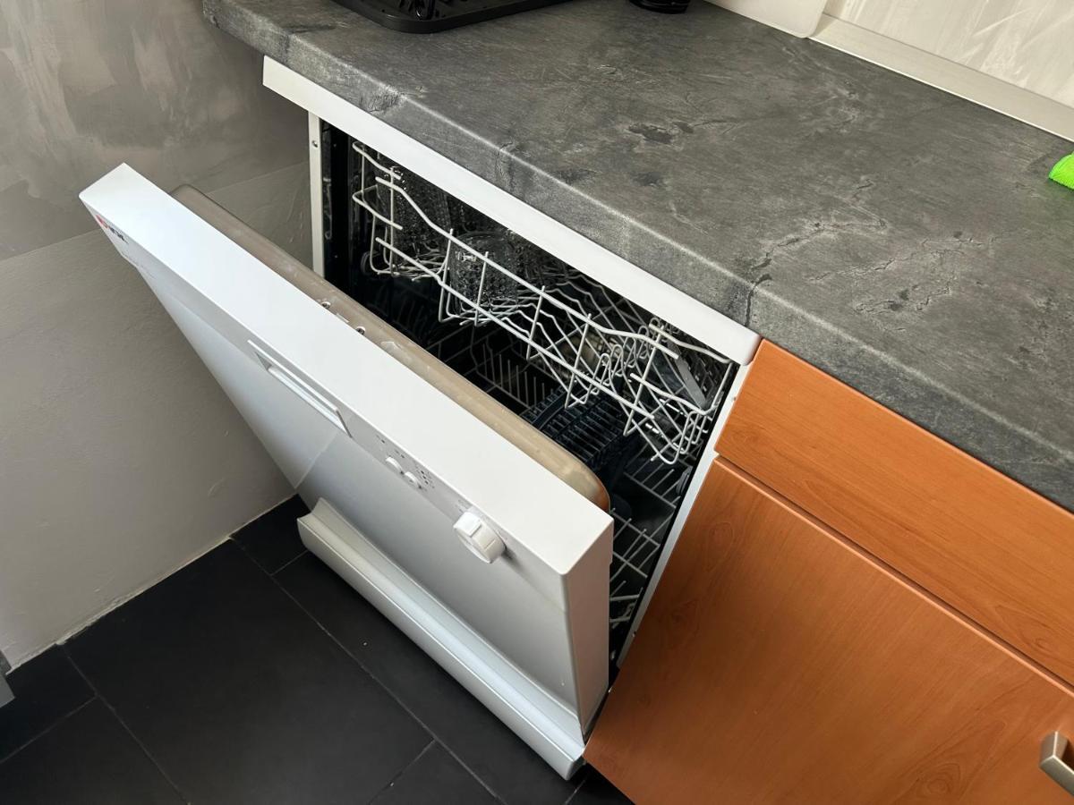 Apartment Gal Novo Mesto Luaran gambar