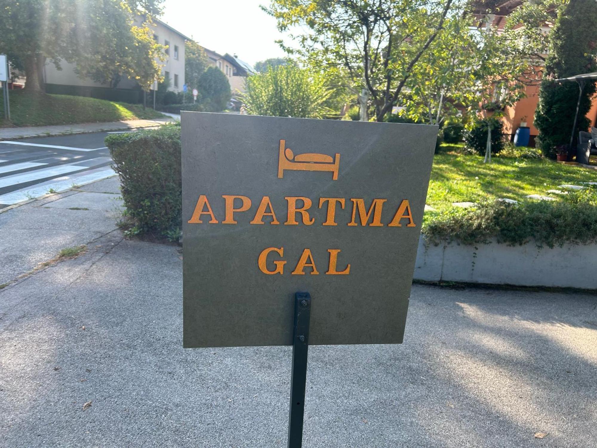 Apartment Gal Novo Mesto Luaran gambar